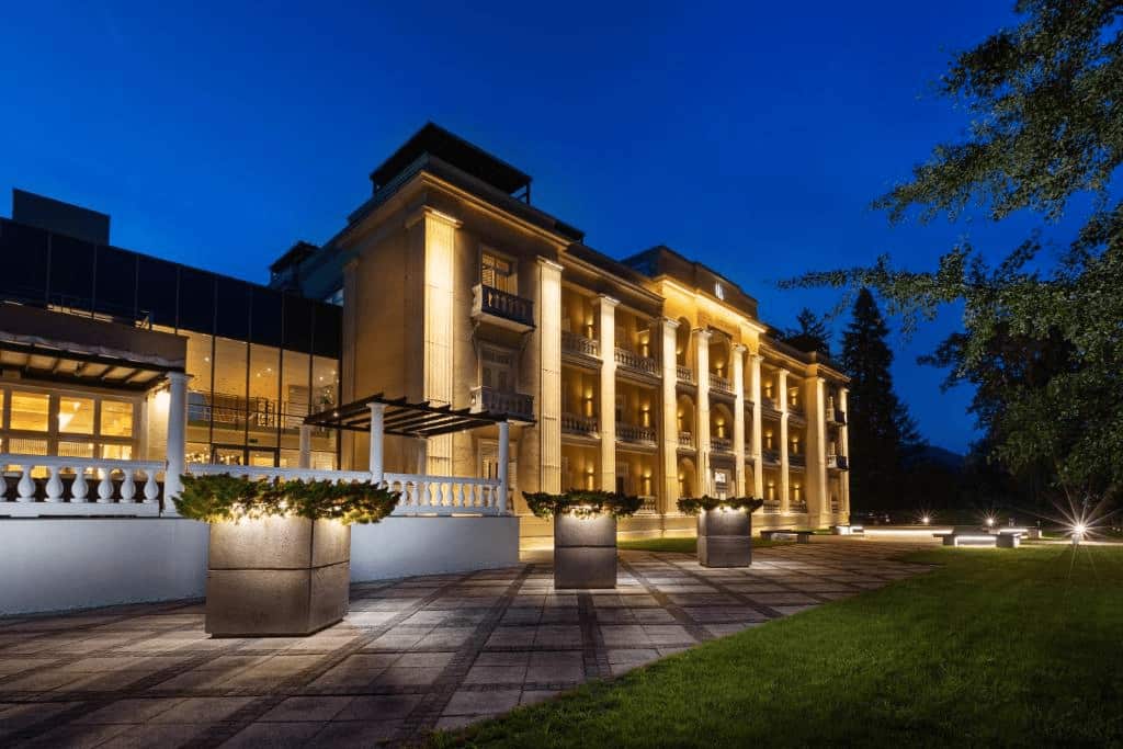 Slovenia’s premier medical wellness retreat—science-backed treatments, mineral springs, and full-service spa in a tranquil park setting. Ideal for rejuvenation and health-focused luxury.