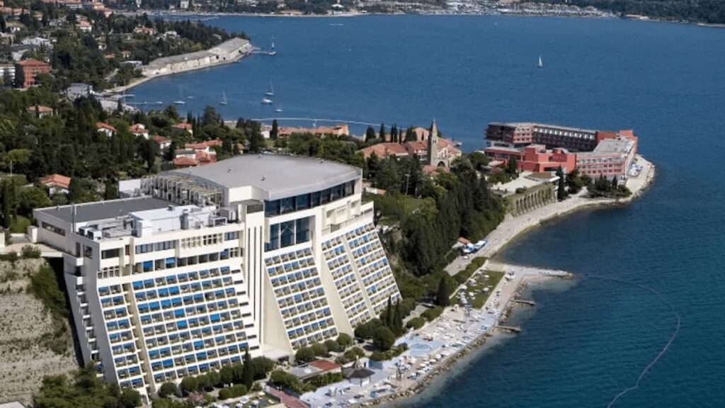 Kempinski vs. Bernardin Portorož.