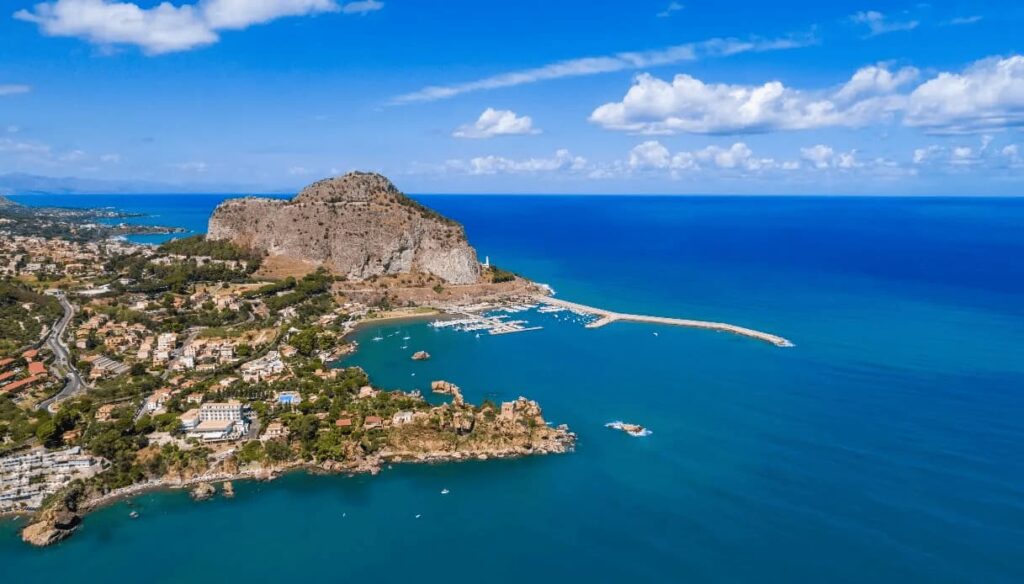 Best luxury hotels Sicily.