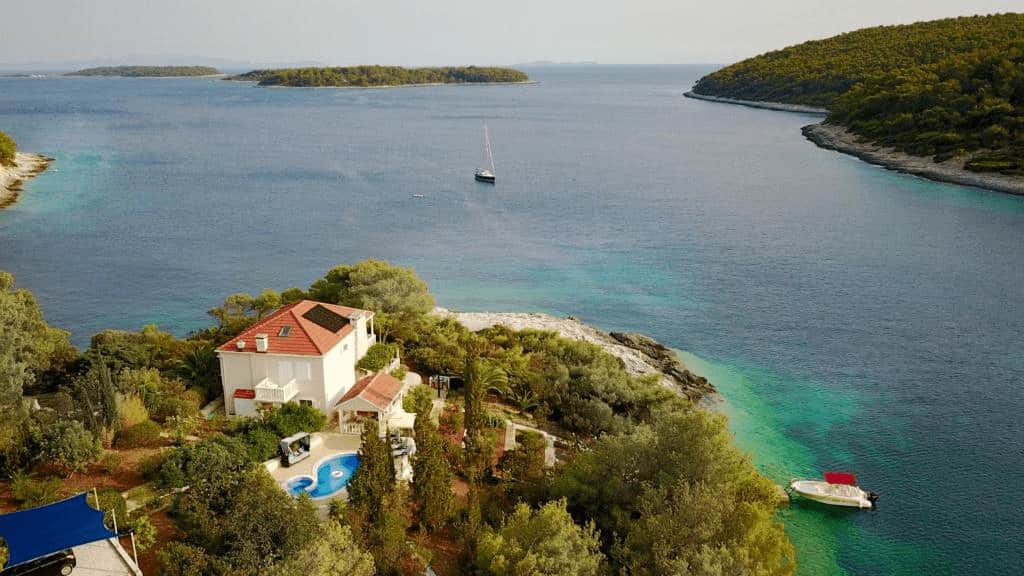 Best Luxury Villas Dalmatia Croatia. Stuning villa and sea view.