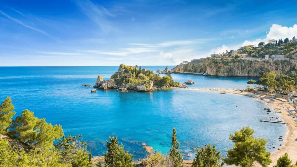 Capri or Taormina 5-star hotels. Beautiful Taormina beach.