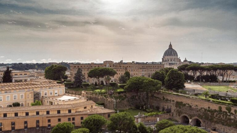 Luxury hotels near the Vatican.