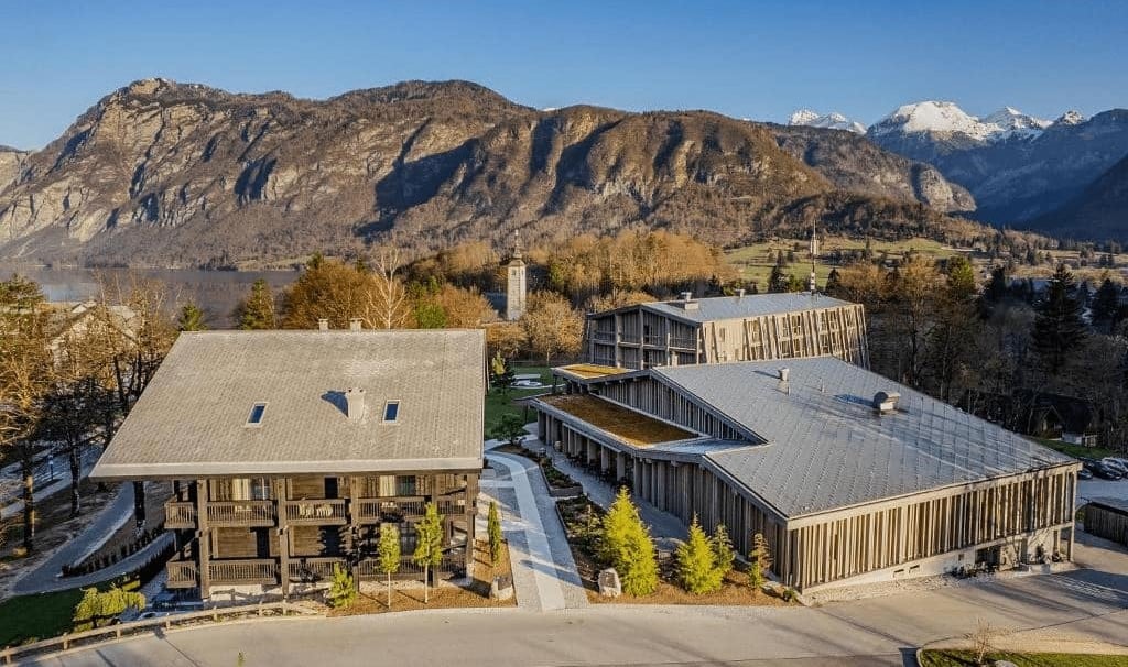 Best accommodations in Vogel Bohinj for winter skiing.