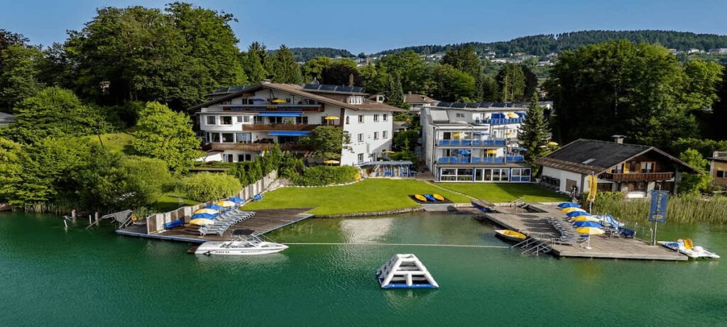Luxury Hotels In Carinthia. Hotel at the lake.