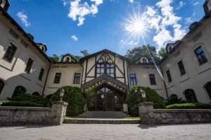 Best hotels in Košice: The 1869 Imperial facade of Hotel Bankov, the oldest hotel in Slovakia, featuring its historic 19th-century architecture and the 1765 Chapel of the Holy Cross.